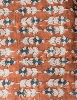 Berrien Quilt -Furniture Store 1002667 SWATCH01