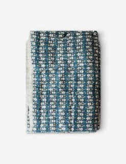 Berrien Quilt -Furniture Store 1002673 TOP02