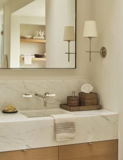 Lurleen Amenities Set -Furniture Store 20200909 fall cap 10749 site crop 2