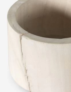 Sheehan Jar -Furniture Store 229782 001 DET 4