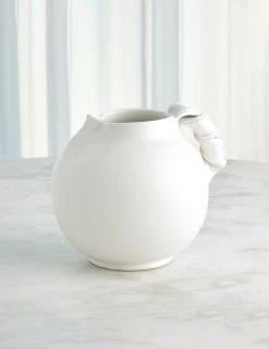 Curt Pitchers By Ashley Childers 6 Curt Pitchers By Ashley Childers -Furniture Store ASH3.30049 2