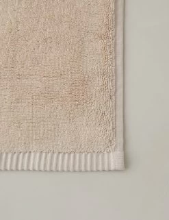 Duna Organic Towel Collection -Furniture Store DunaTowelGroupShot Sand Product0078 22774927 ee0e 4df3 bfa4 a4ed78f0593b