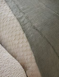 Venice Waffle Weave Throw By Pom Pom At Home 13 Venice Waffle Weave Throw By Pom Pom At Home -Furniture Store JME4155 SITECROP