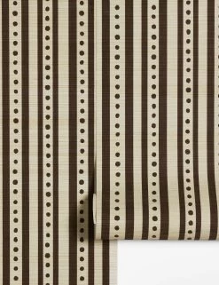 Kirby Grasscloth Wallpaper -Furniture Store KirbyWallpaperRollshot A0658515 301