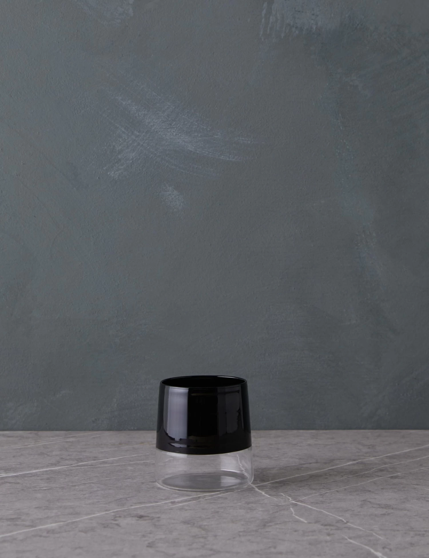 Light Colore Wine Tumbler By Ichendorf Milano - Image 4