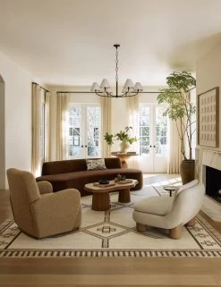 Leyli Hand-Knotted Wool Rug