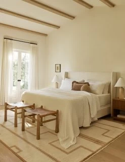 Safir Hand-Knotted Wool Rug