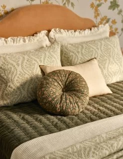 Anderson Velvet Quilt -Furniture Store Lulu and Georgia 23b BedroomIAngleII 7120 LIFESTYLE Site Crop LIFESTYLE