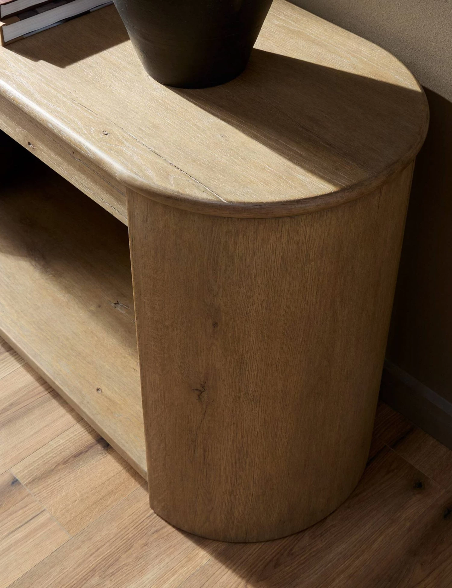 Soluna Console Table 4 Soluna Console Table - Image 4