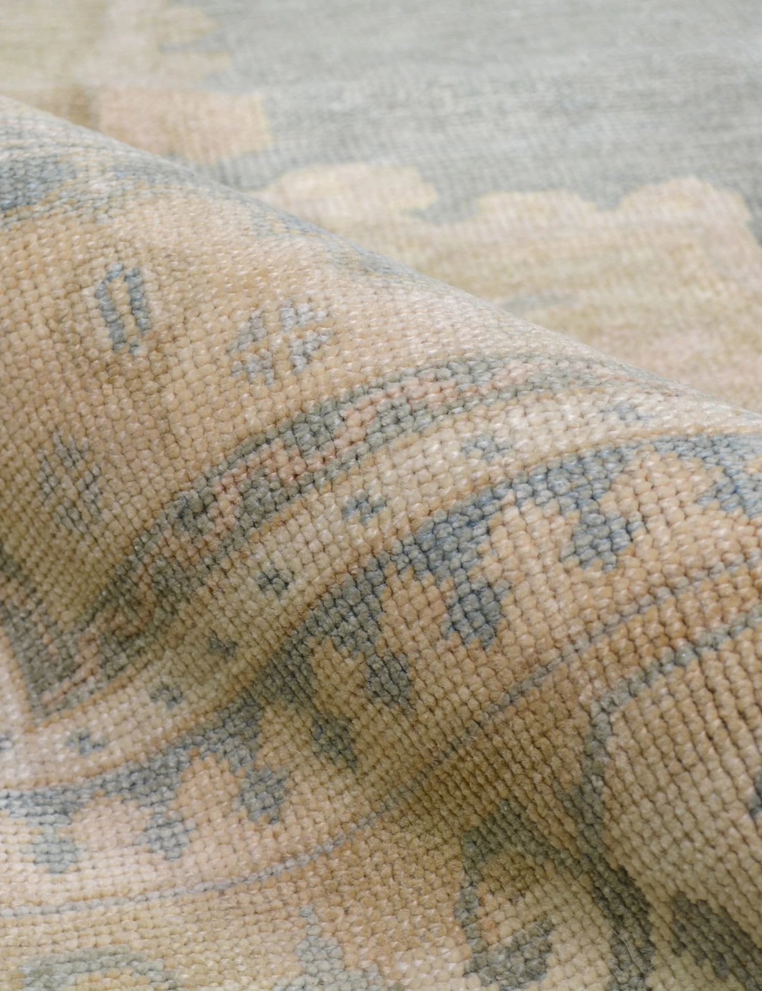 Vintage Turkish Hand-Knotted Wool Rug No. 417, 5'4" X 9'6" 3 Vintage Turkish Hand-Knotted Wool Rug No. 417, 5'4" X 9'6" - Image 3