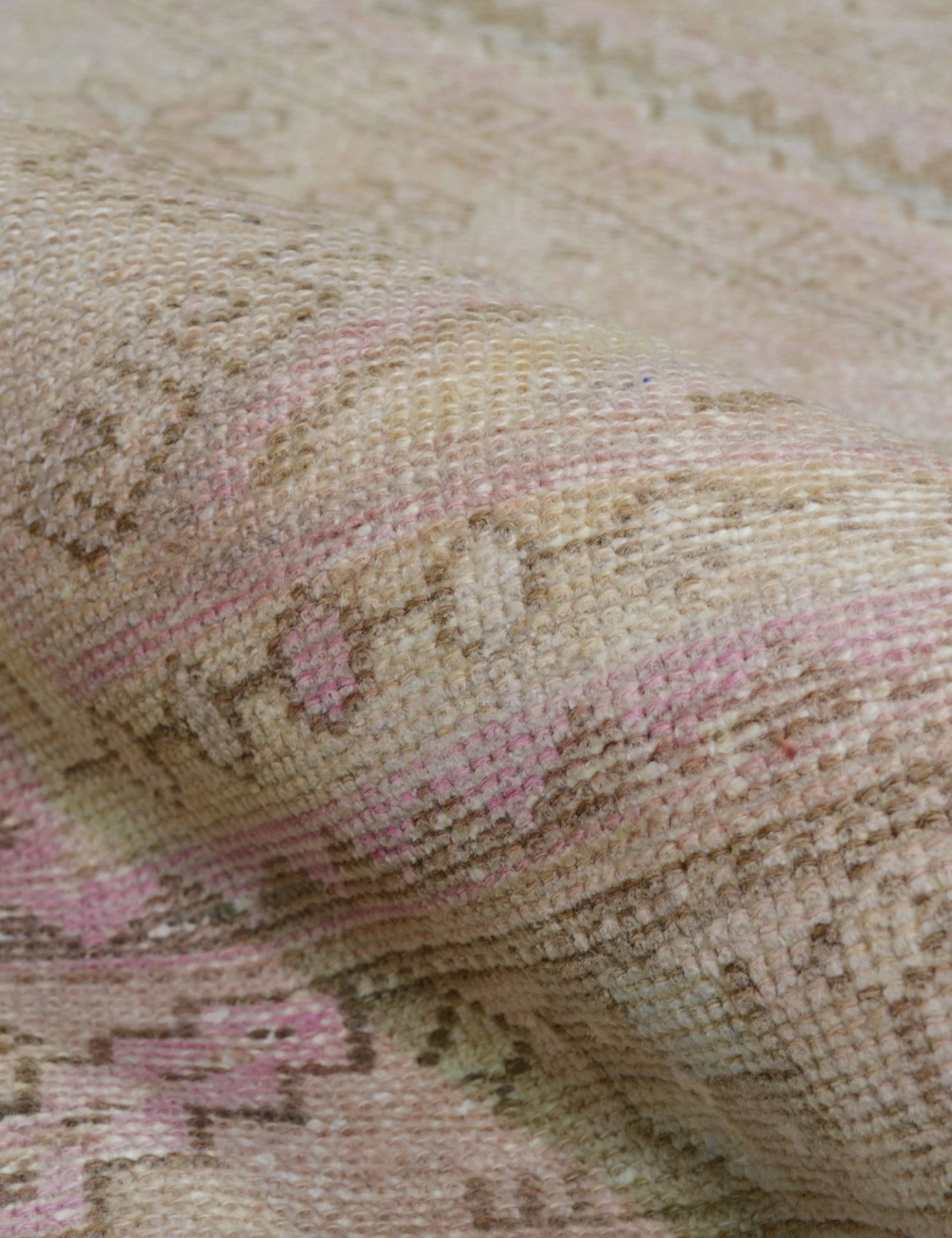 Vintage Turkish Hand-Knotted Wool Rug No. 426, 4'7" X 7'1" 3 Vintage Turkish Hand-Knotted Wool Rug No. 426, 4'7" X 7'1" - Image 3