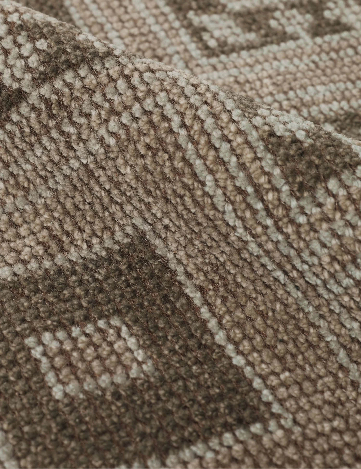 Delina Hand-Knotted Wool Rug 7 Delina Hand-Knotted Wool Rug - Image 7