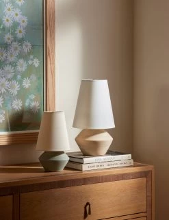 Seri Table Lamp