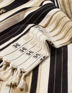 Sita Throw -Furniture Store NGD08 2