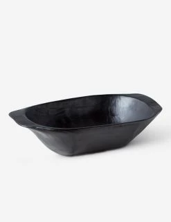 Vintage Dough Bowl -Furniture Store REY821AK9 etuhome black dough bowl small whiteground 5a53cb98 60f8 46ea a559 228a780c1de1