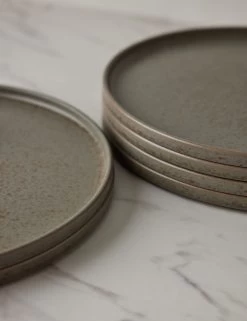 Redonda Dinner Plate (Set Of 6) By Costa Nova -Furniture Store RedondaDinnerPlate Setof6 byCostaNova Brown 11 A0655176B 3485 SITECROP d7a46952 bbbc 4fd3 a795 2d03e53a8497